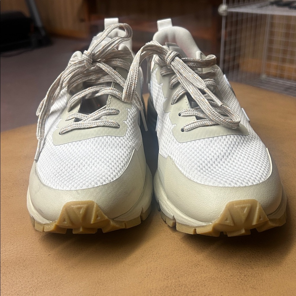 VEJA DEKKAN ALVEOMESH GRAVEL ICE SIZE 9 - Picture 4 of 13